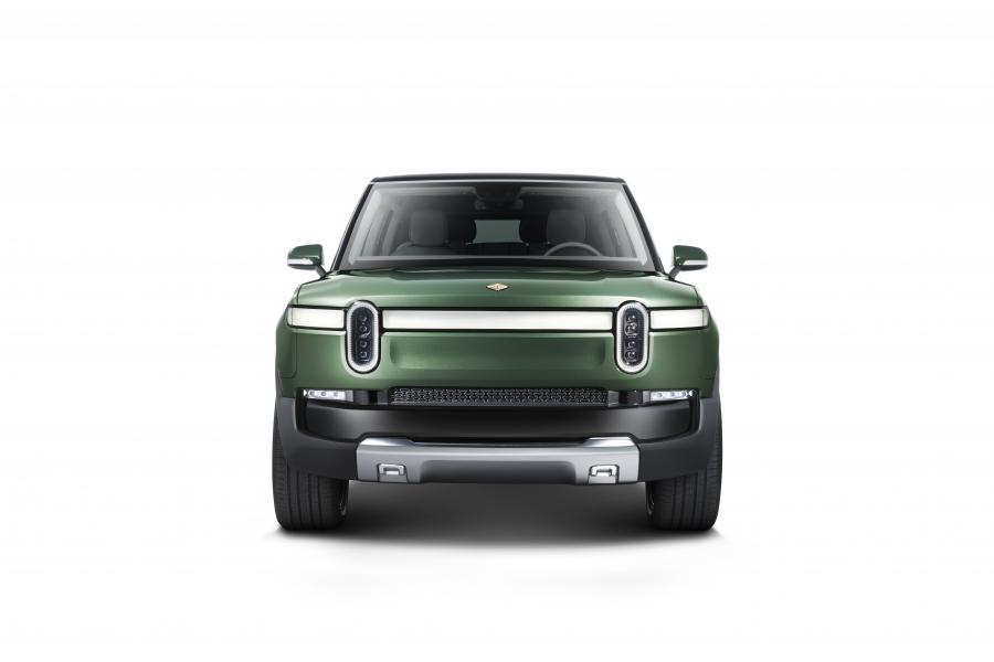  Rivian R1S 2018 года  (фото 29 из 33)